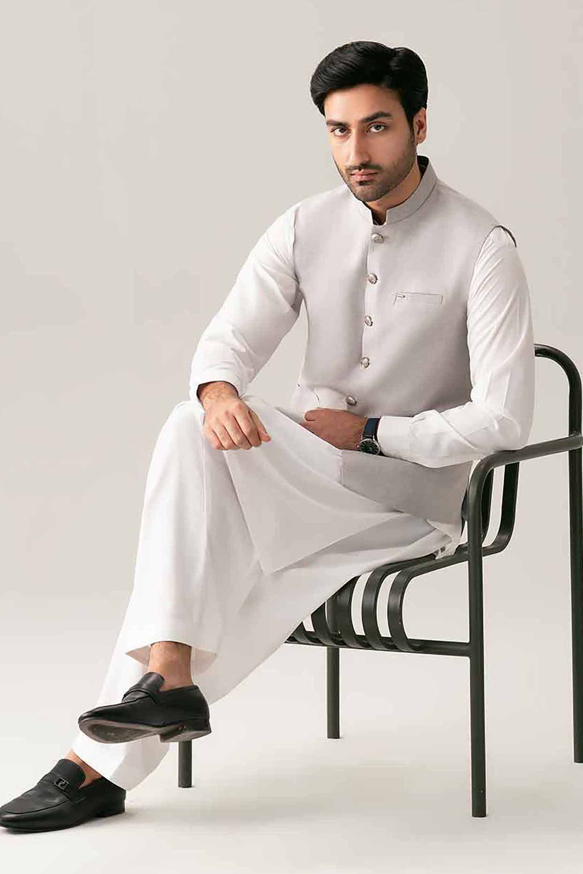 Basic Waistcoat - NQ26-029