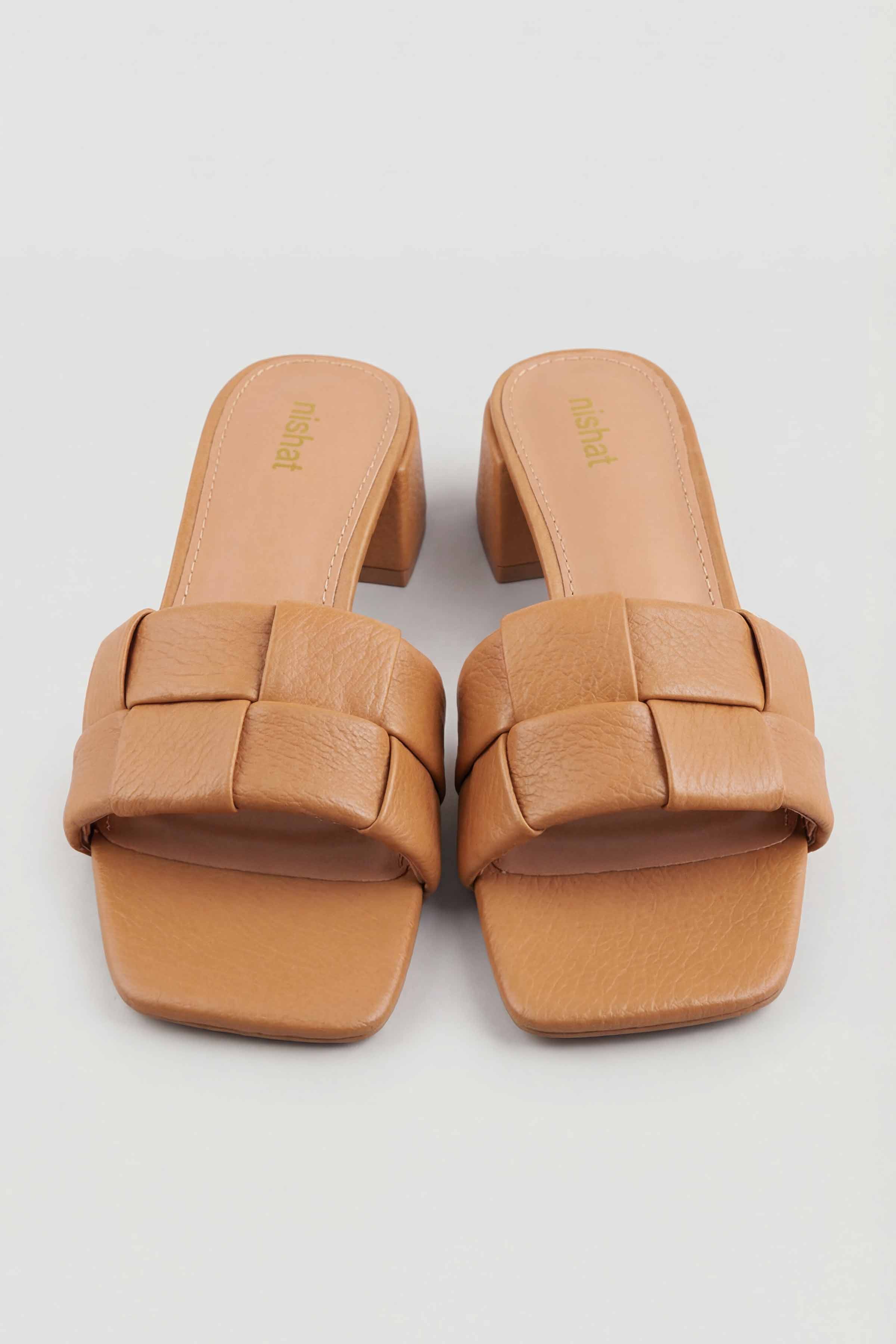 Camel Wedges
