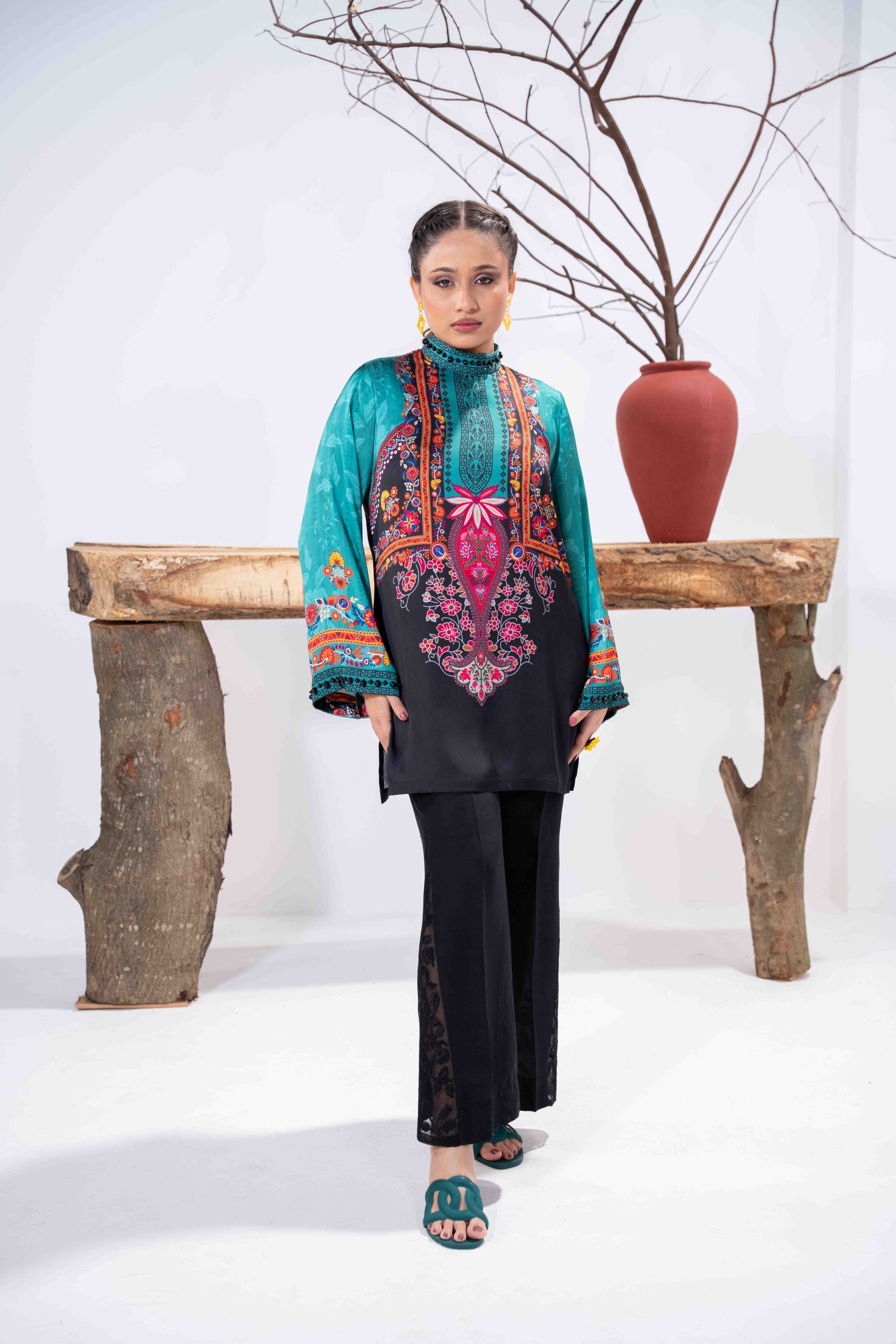 Haiqa (1 PC) — Kurti Luméora Bangladesh